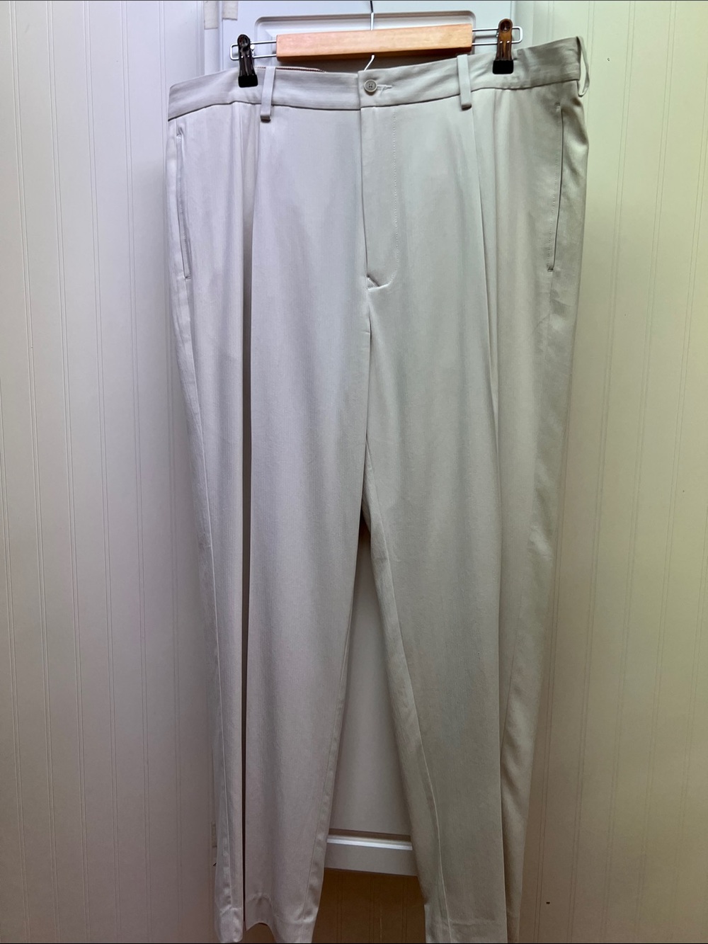 Tommy Bahama Men's Dress Pants in Light Beige
